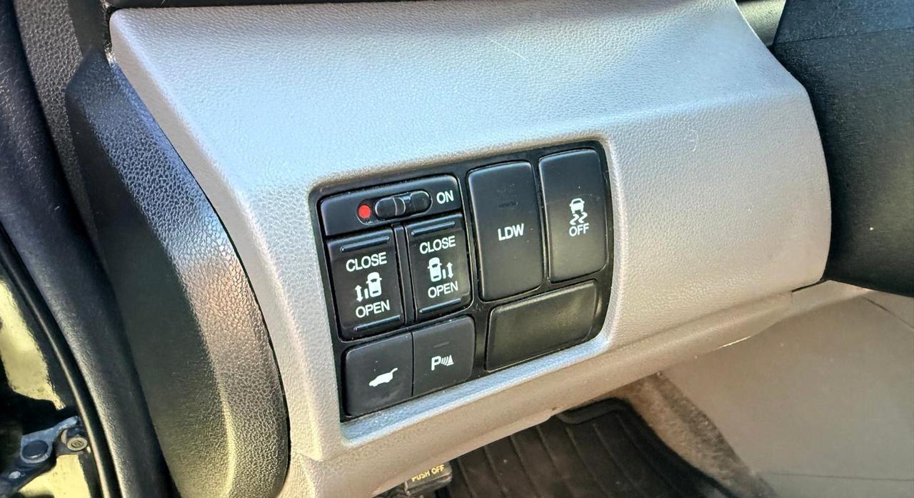2014 Honda Odyssey TOURING DVD NAVI Photo