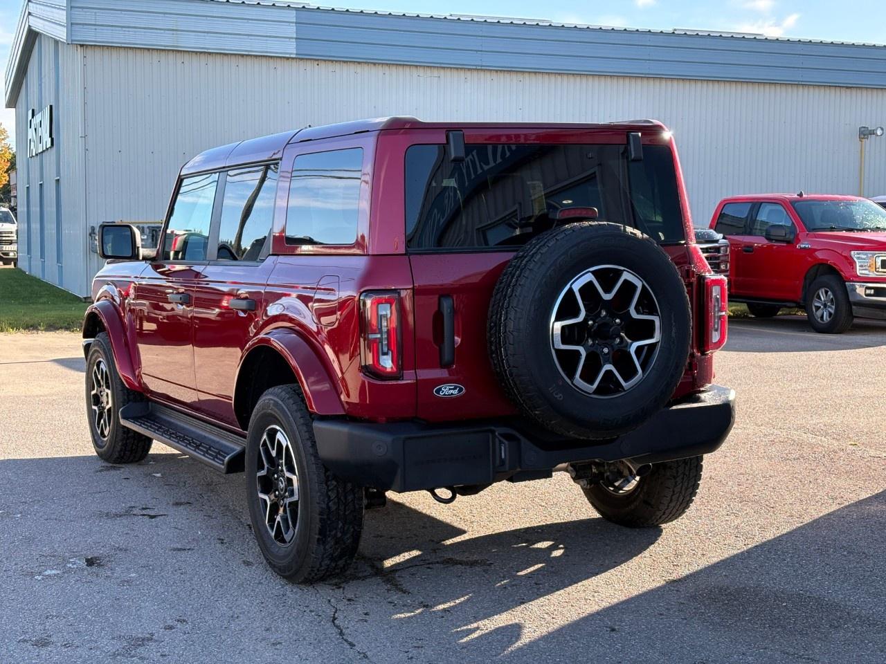 2026 Ford Bronco OUTER BANKS 4 DOOR 4X4 Photo