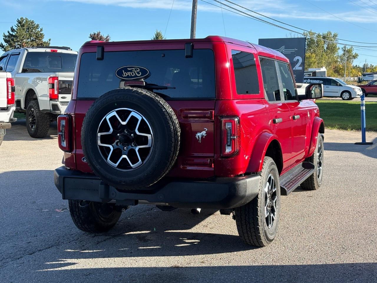 2026 Ford Bronco OUTER BANKS 4 DOOR 4X4 Photo
