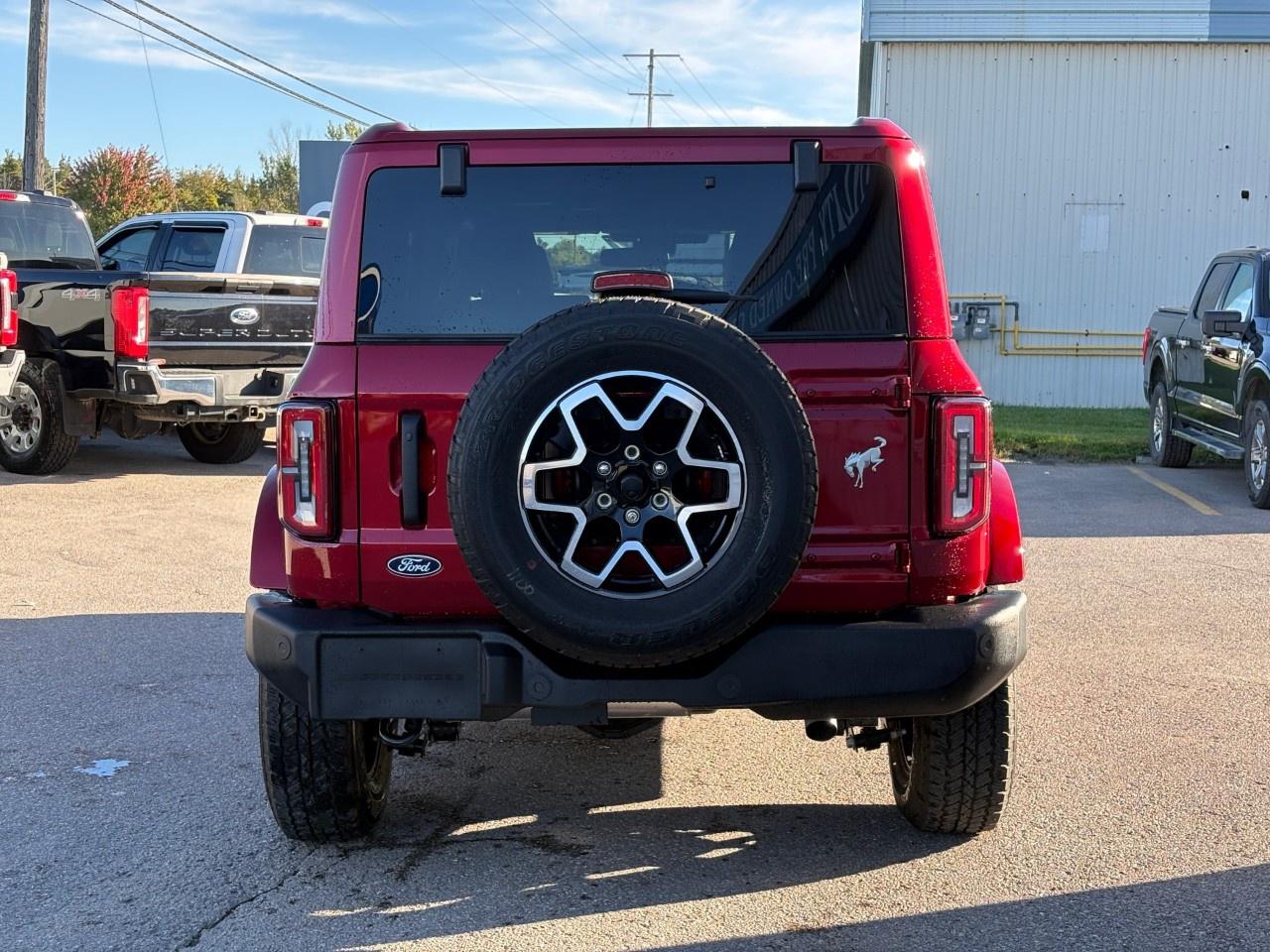 2026 Ford Bronco OUTER BANKS 4 DOOR 4X4 Photo