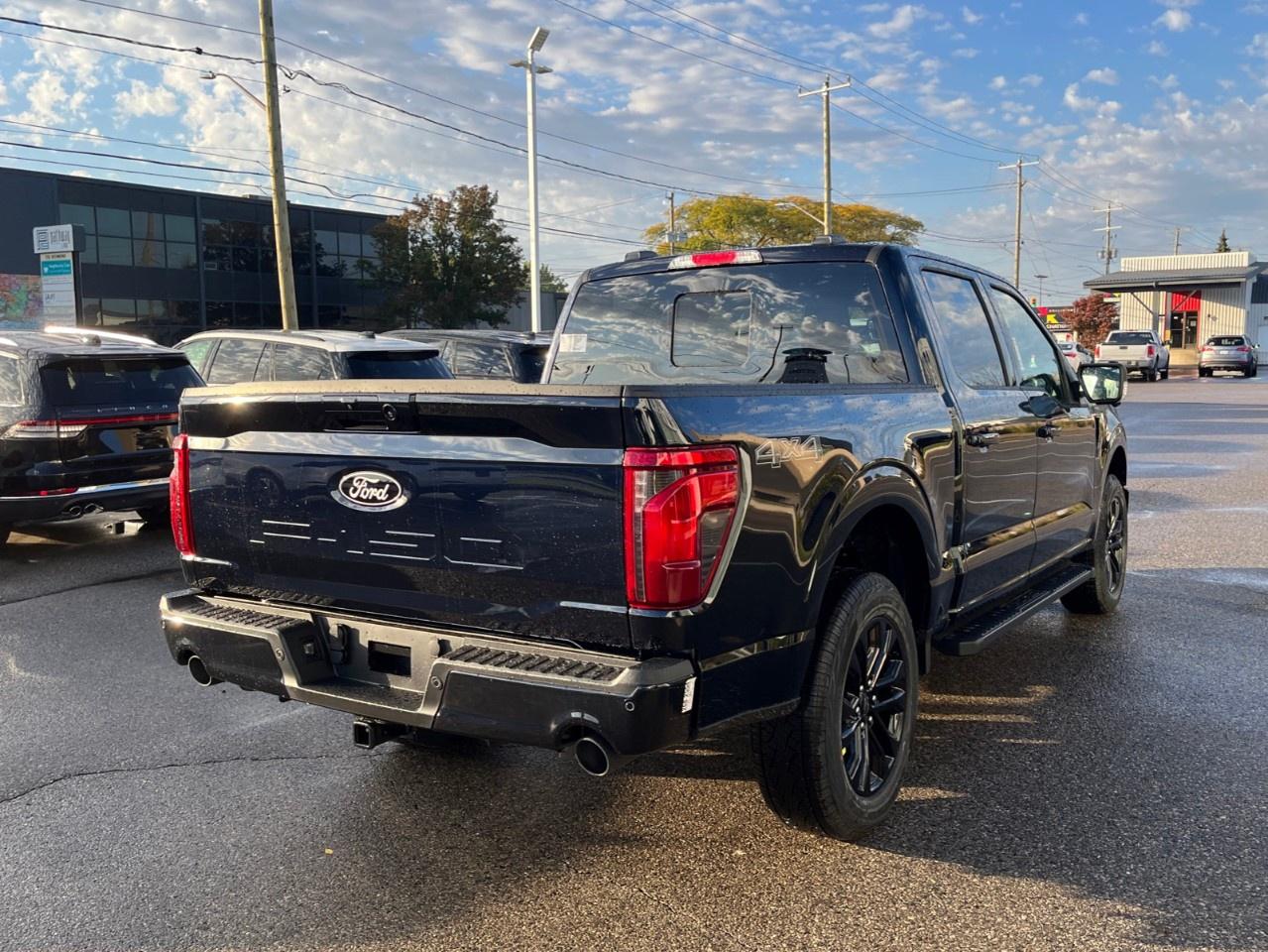 2026 Ford F-150 XLT 4WD SuperCrew 5.5' Box Photo4