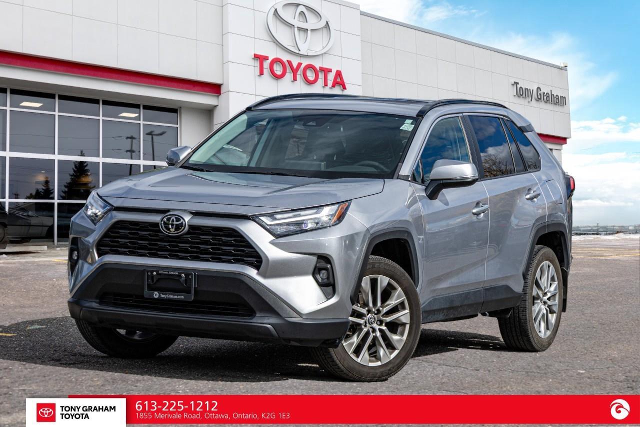 2022 Toyota RAV4 XLE Photo0