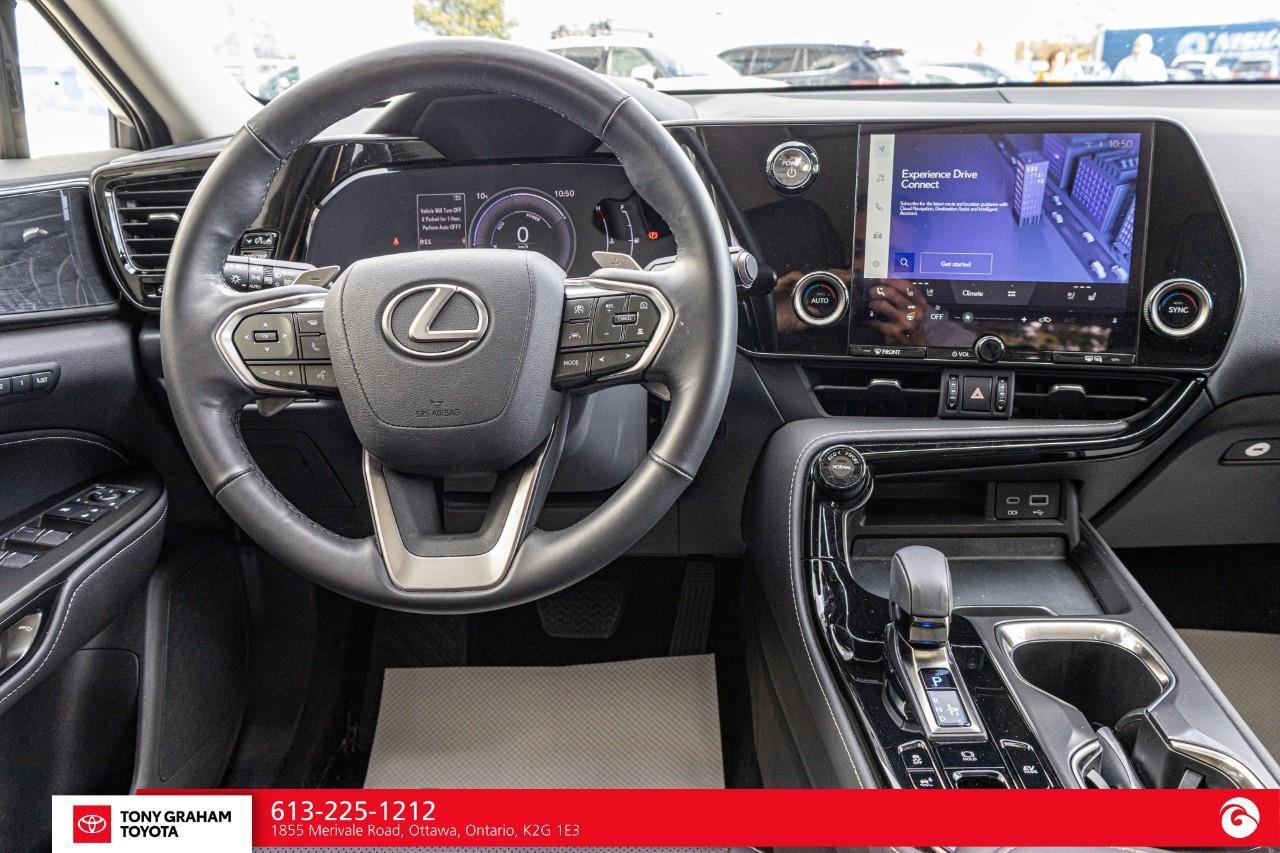 2026 Lexus NX 350h  Photo