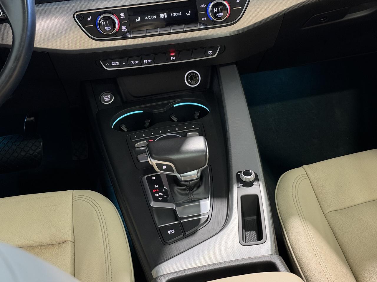2017 Audi A4 Technik Navi, Sunroof, Backup Photo