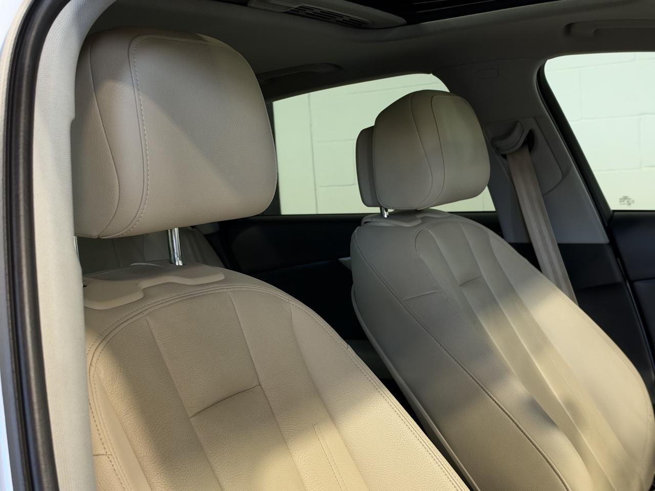 2017 Audi A4 Technik Navi, Sunroof, Backup Photo