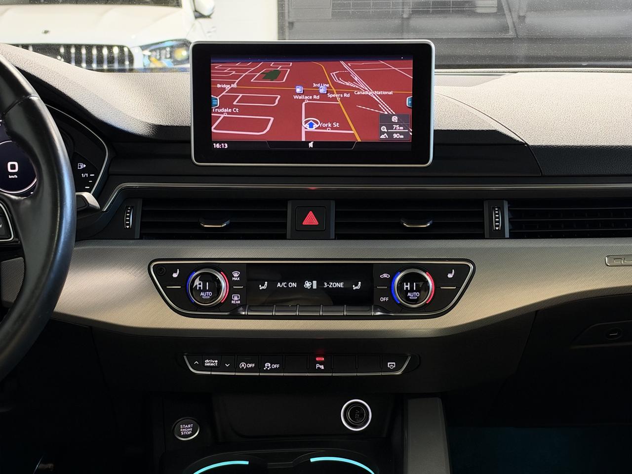 2017 Audi A4 Technik Navi, Sunroof, Backup Photo