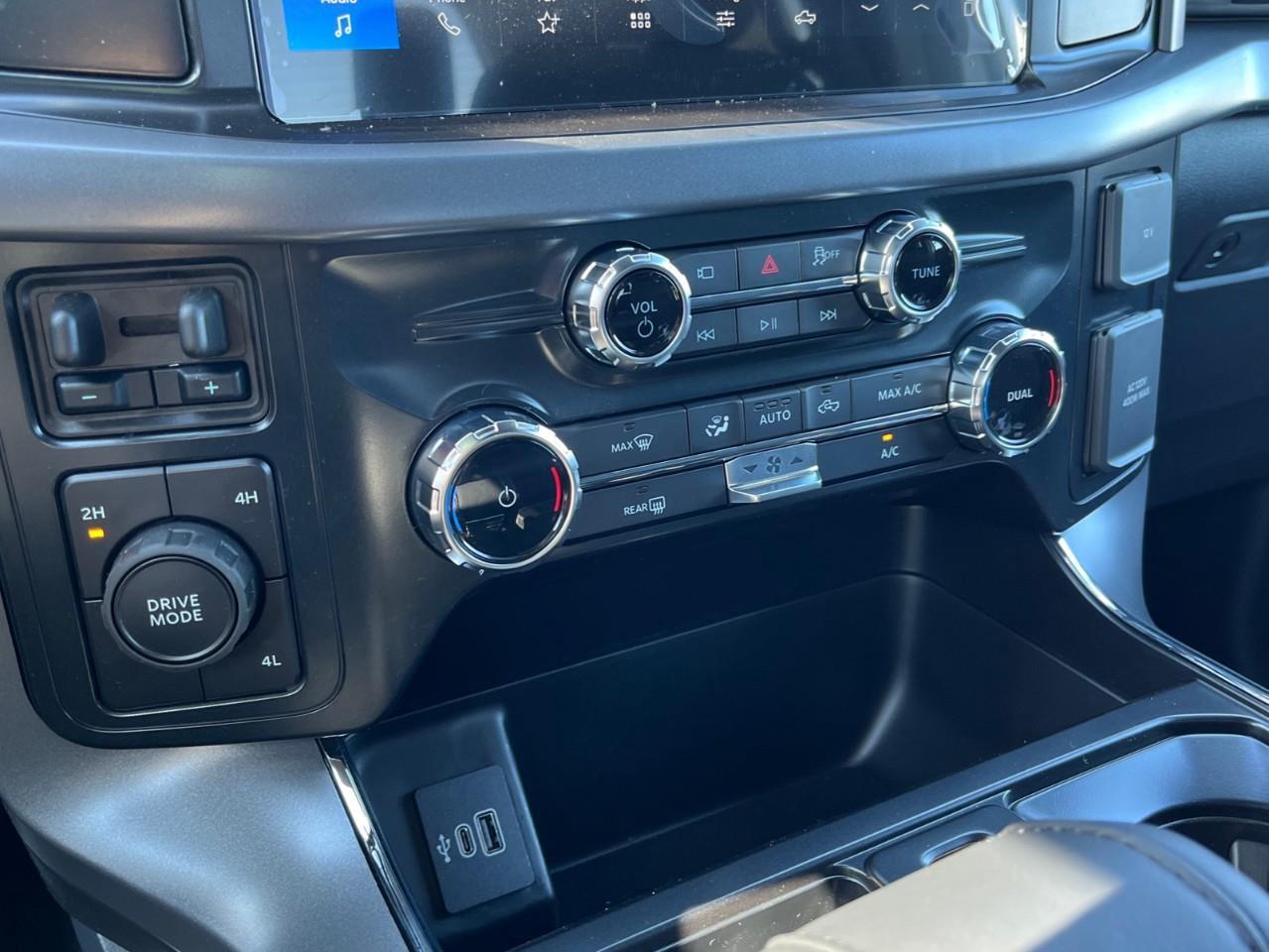 2026 Ford F-150 XLT Photo
