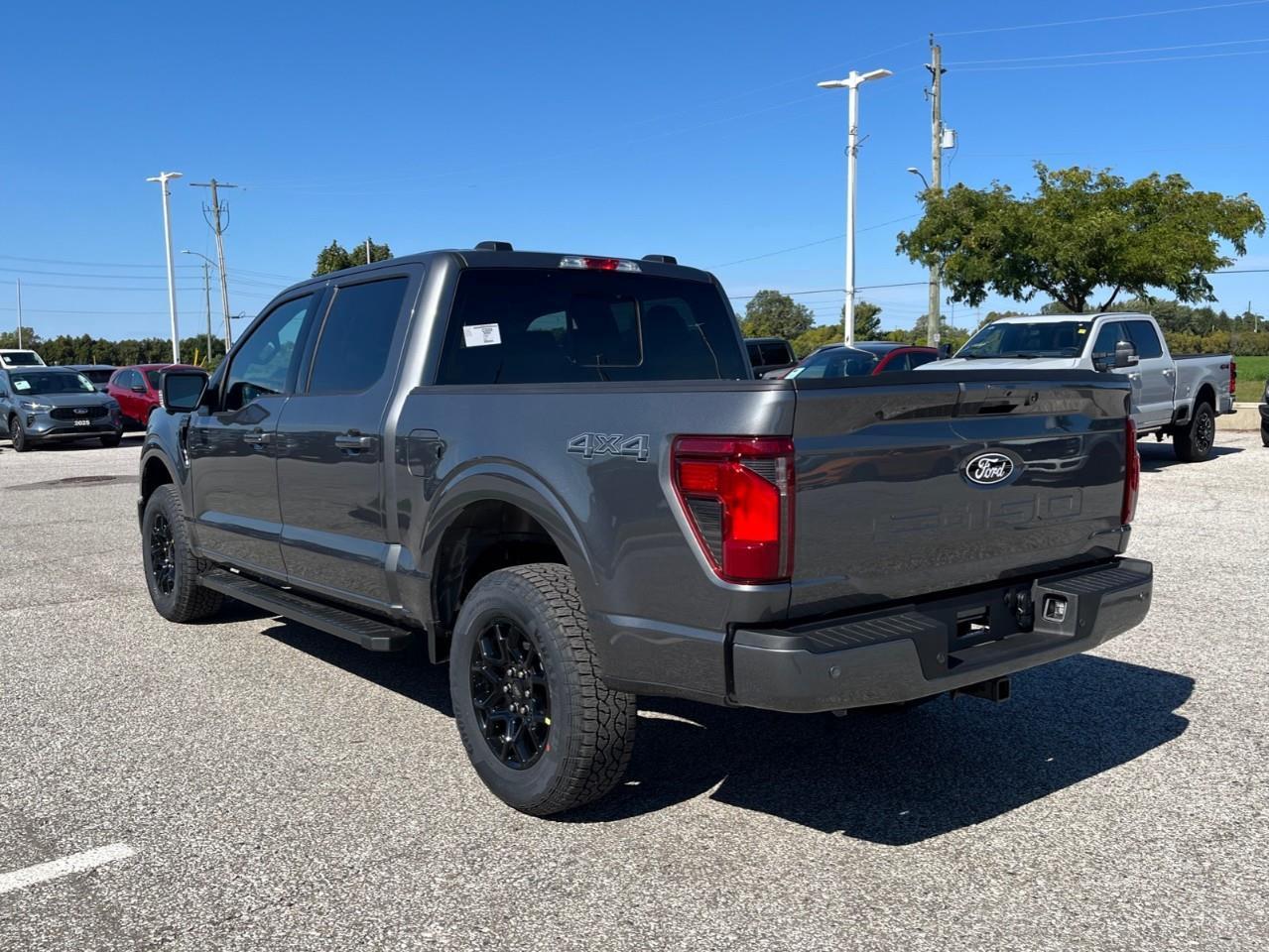 2026 Ford F-150 XLT Photo4