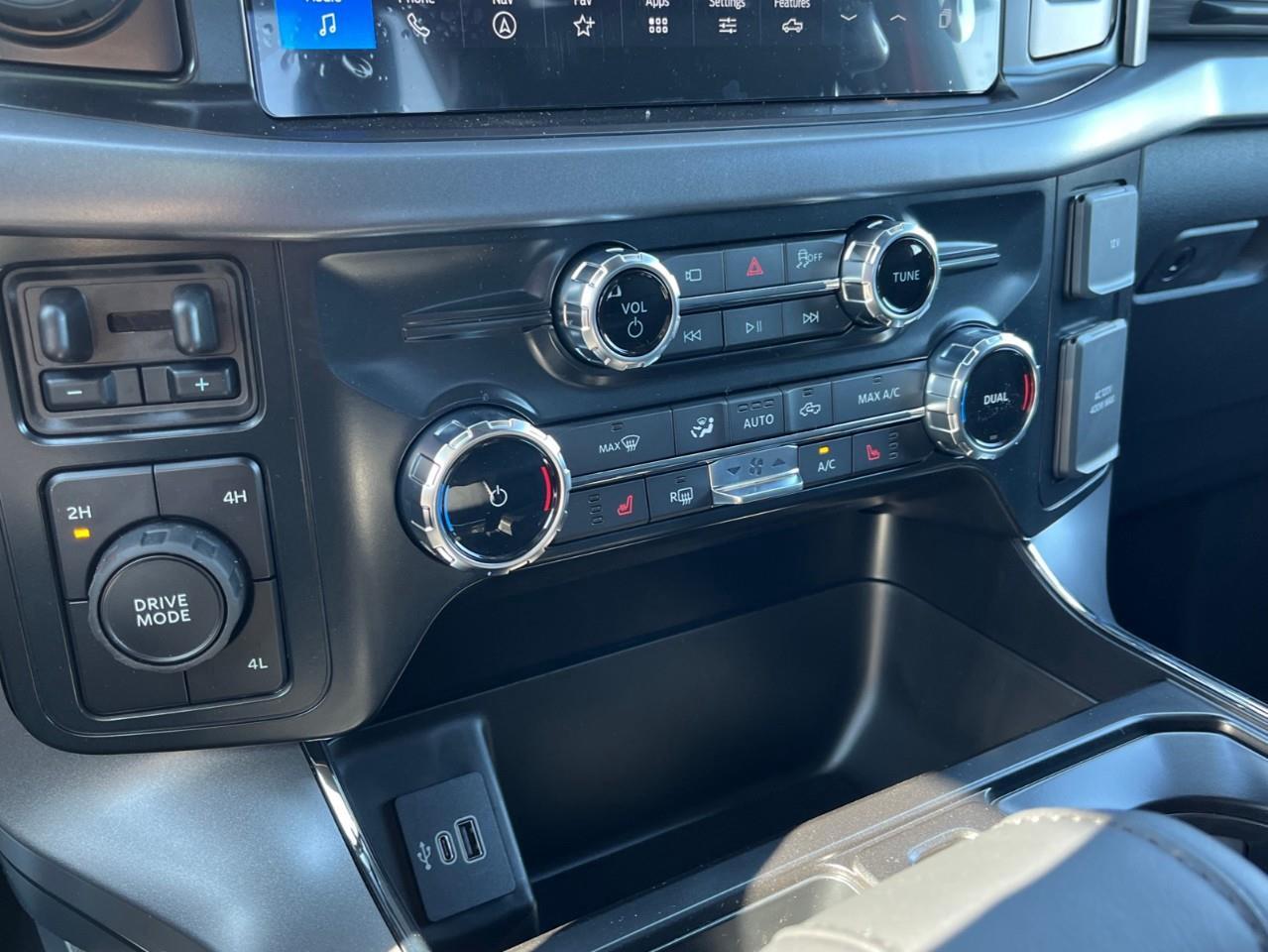 2026 Ford F-150 XLT Photo
