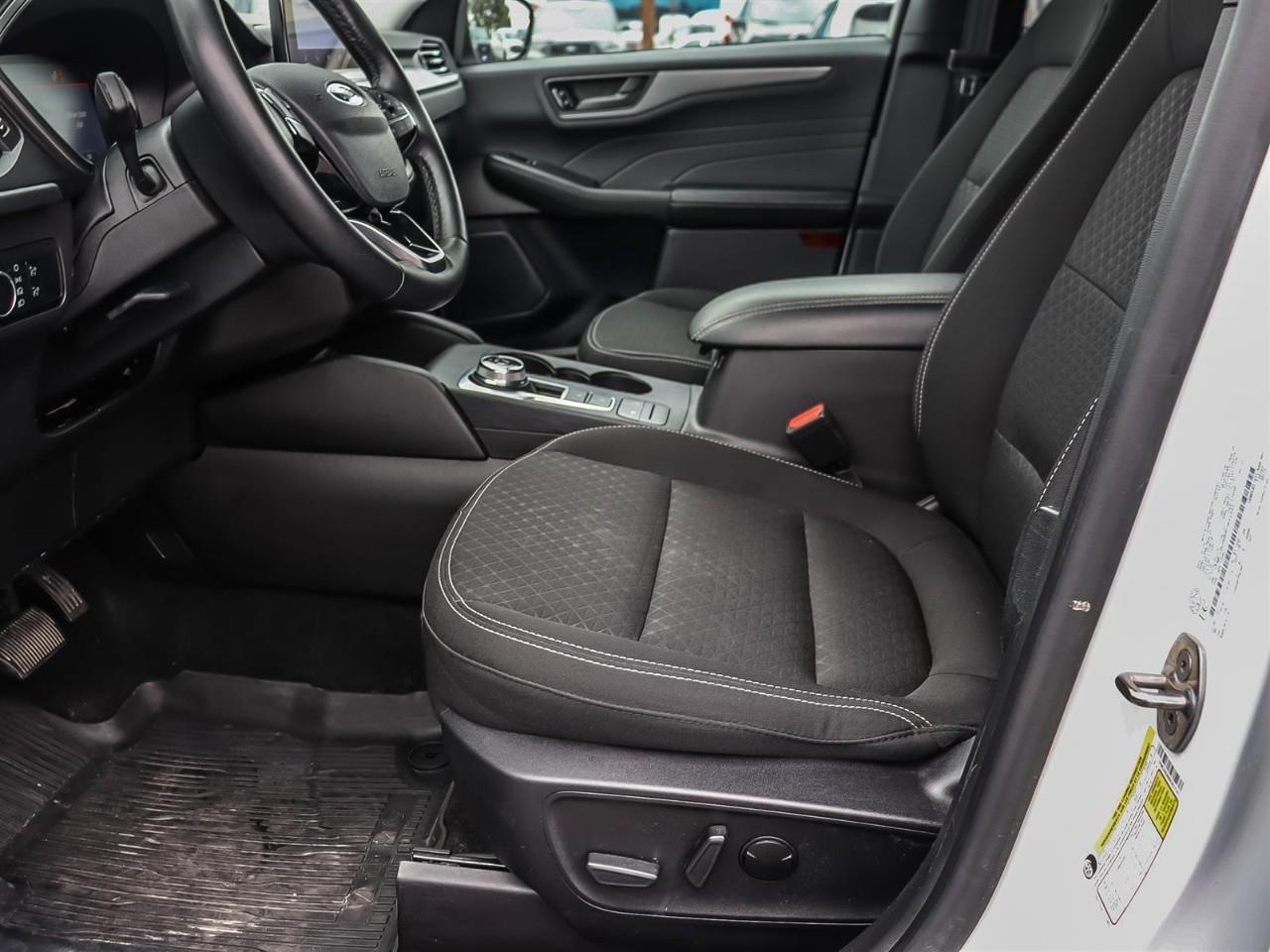 2024 Ford Escape Active | 4WD | Gas Saver | Photo