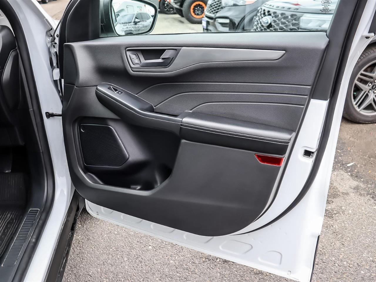 2024 Ford Escape Active | 4WD | Gas Saver | Photo