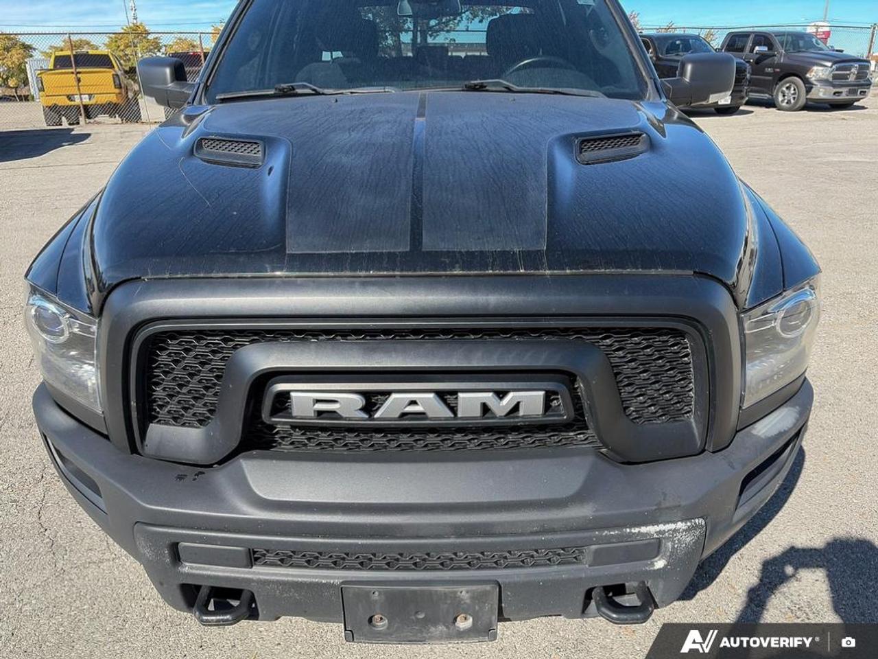 2021 RAM 1500 Classic SLT HEMI 4X4 | TONNEAU COVER Photo