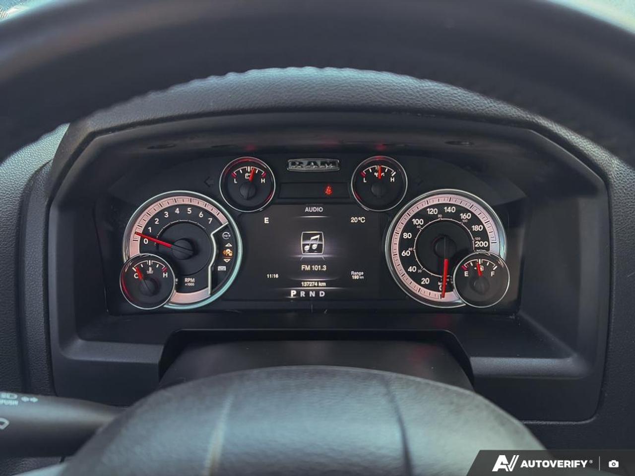 2021 RAM 1500 Classic SLT HEMI 4X4 | TONNEAU COVER Photo