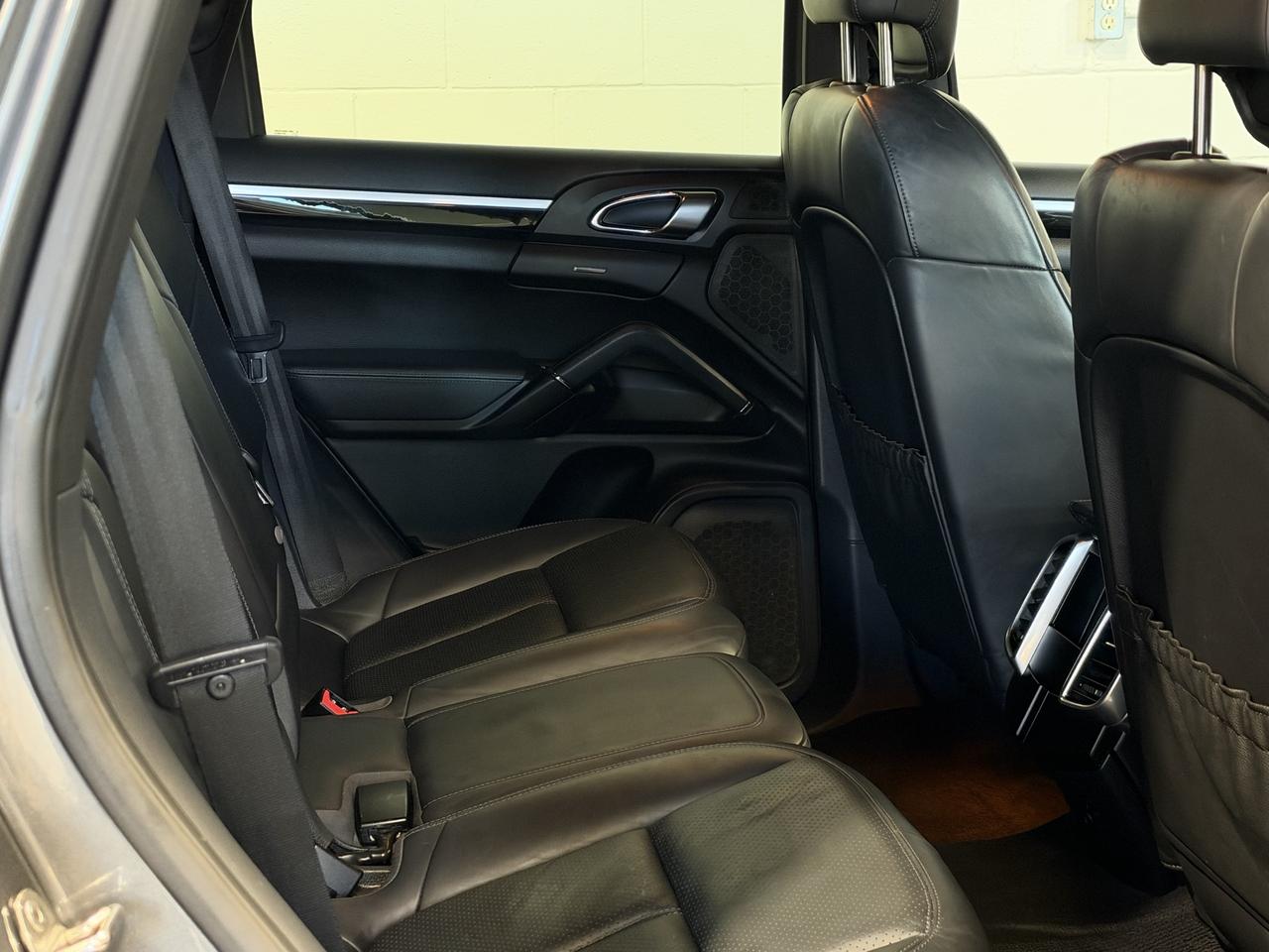 2013 Porsche Cayenne  Photo
