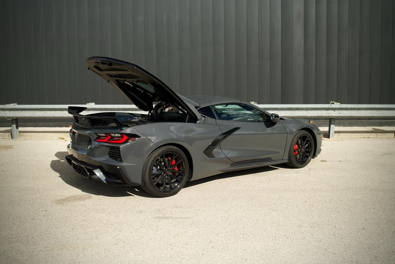 2027 Chevrolet Corvette 1LT Photo