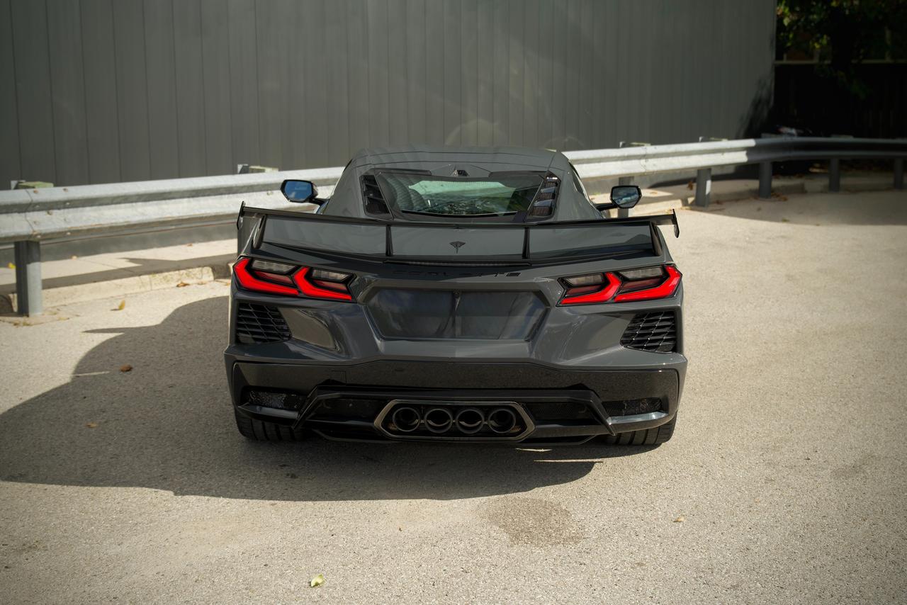 2027 Chevrolet Corvette 1LT Photo