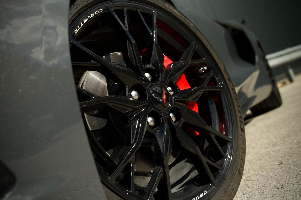 2027 Chevrolet Corvette 1LT Photo