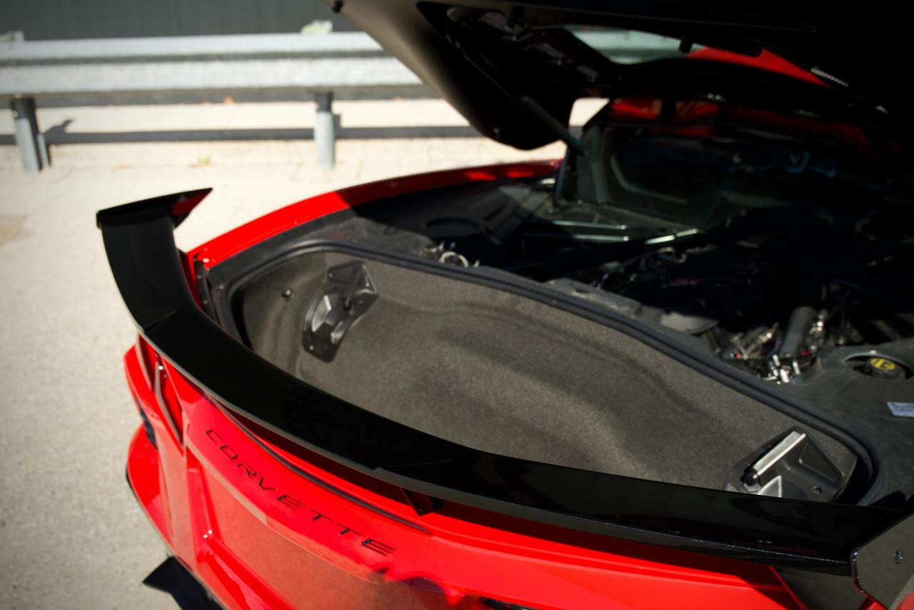 2027 Chevrolet Corvette 1LT Photo