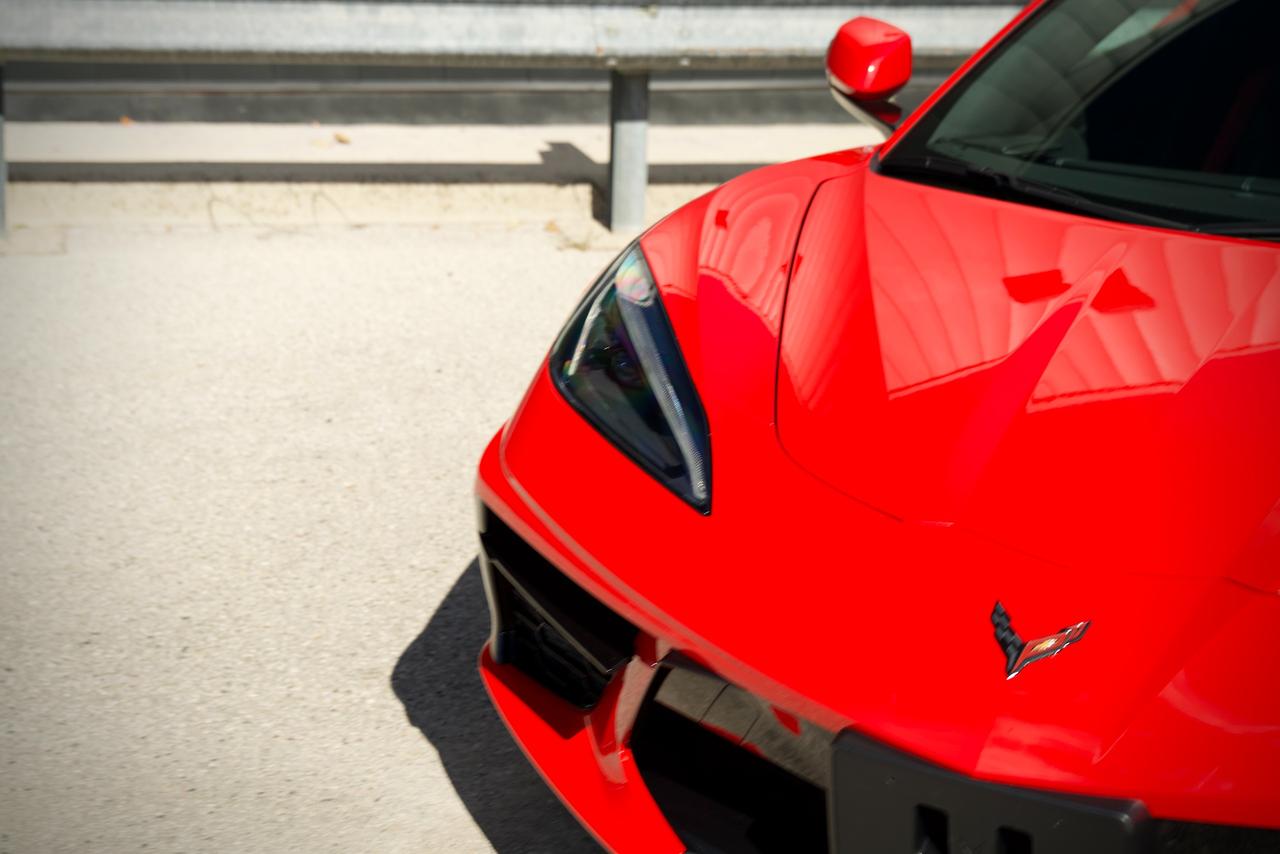 2027 Chevrolet Corvette 1LT Photo2