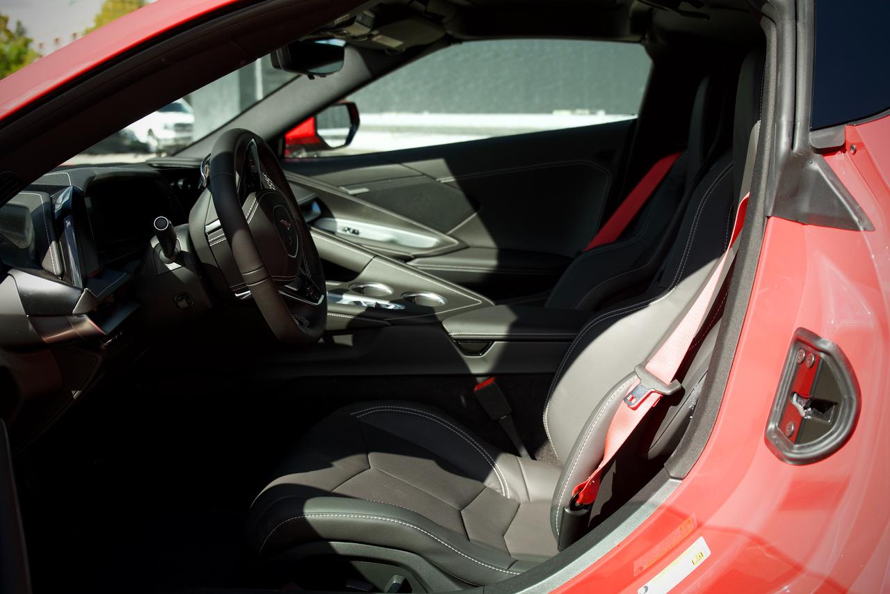 2027 Chevrolet Corvette 1LT Photo