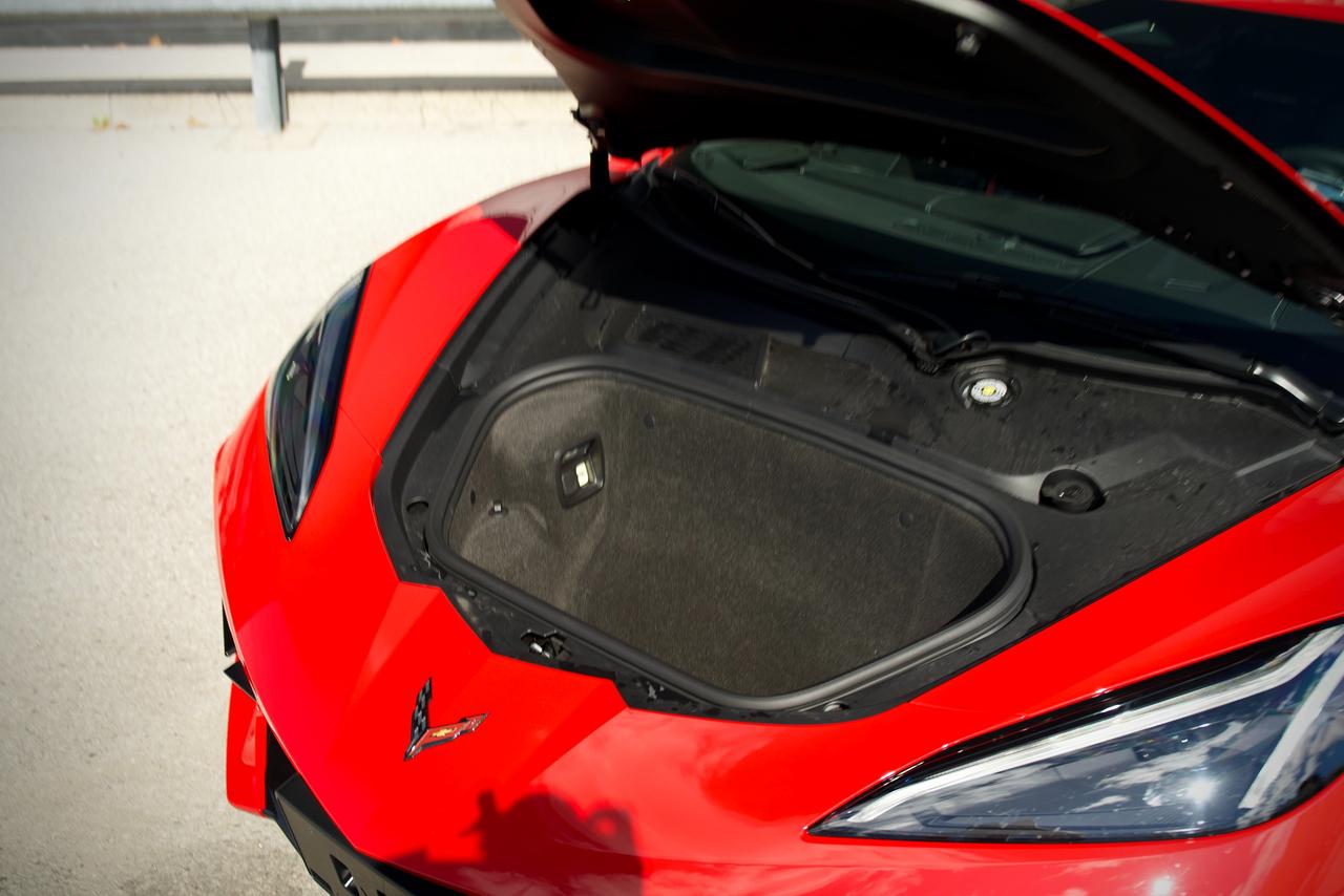 2027 Chevrolet Corvette 1LT Photo