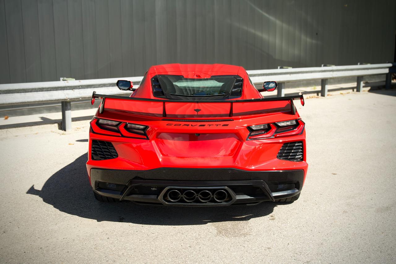 2027 Chevrolet Corvette 1LT Photo