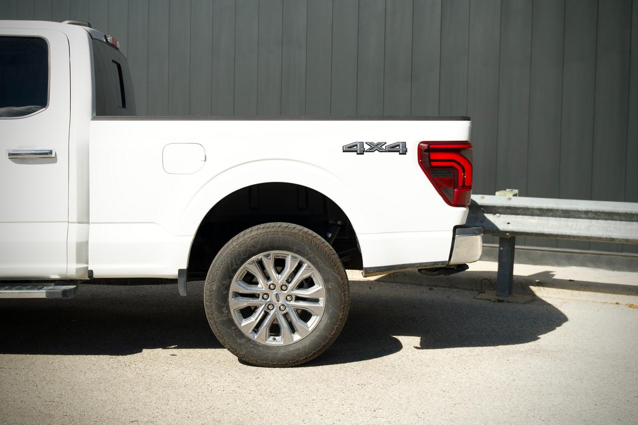 2026 Ford F-150 Lariat Photo
