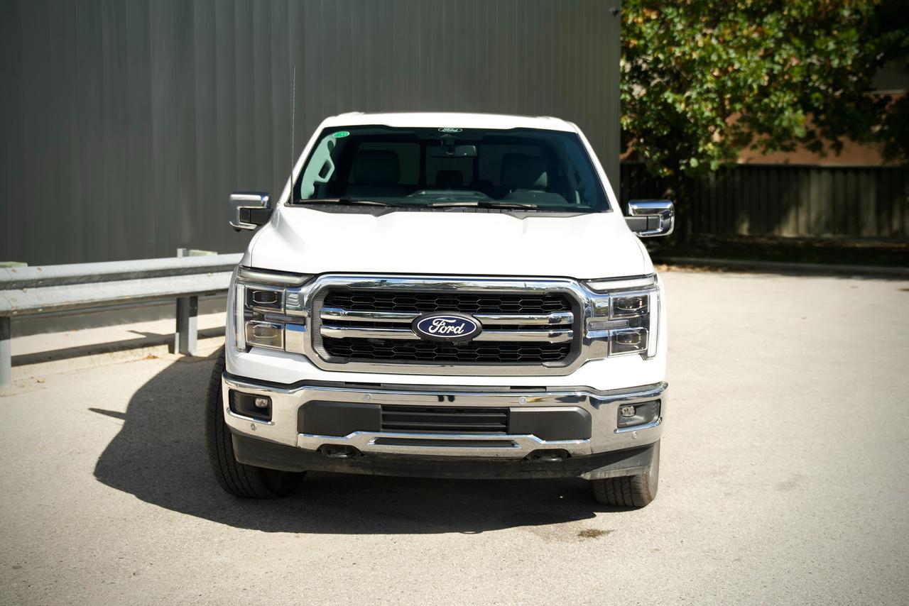 2026 Ford F-150 Lariat Photo5