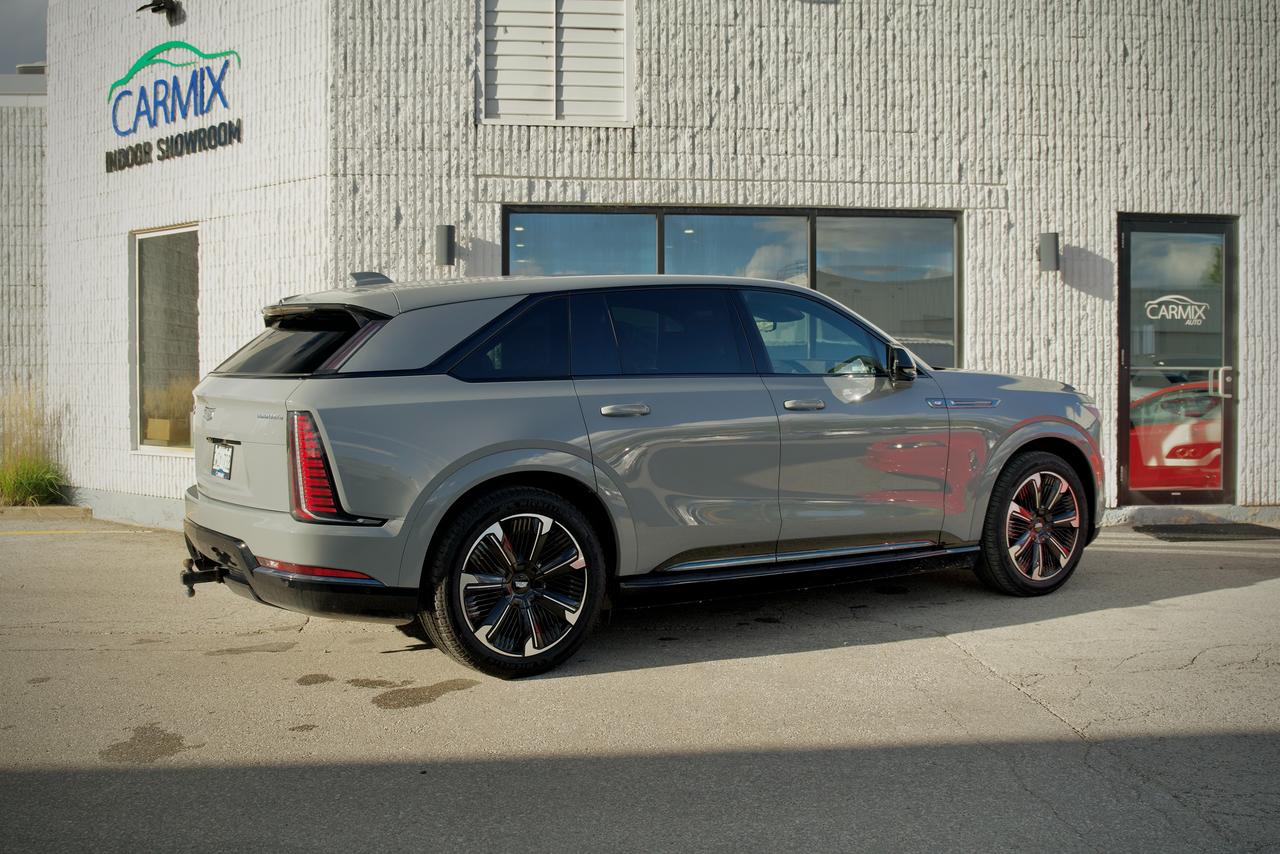 2026 Cadillac Escalade IQ Premium Sport Photo