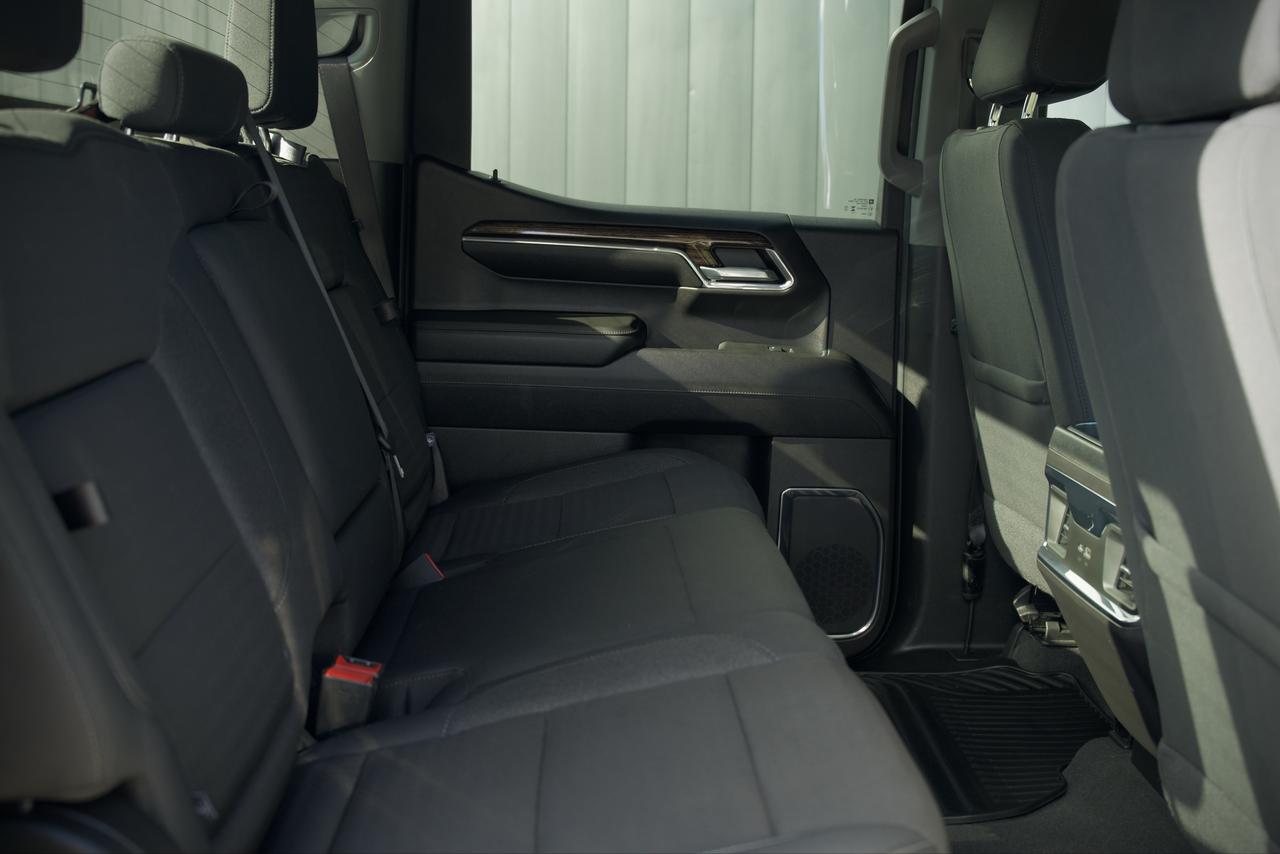 2024 GMC Sierra 1500 ELEVATION Photo