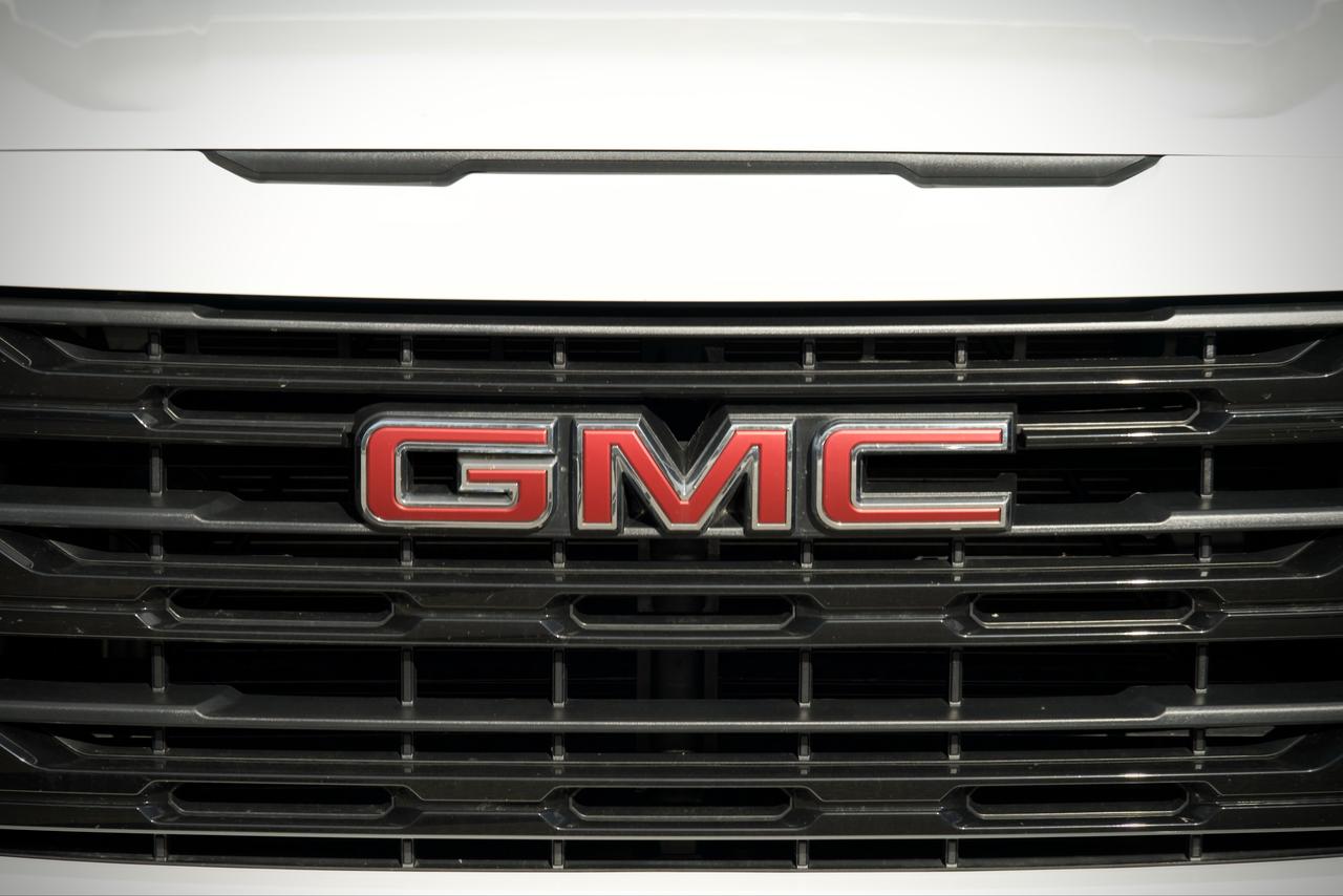 2024 GMC Sierra 1500 ELEVATION Photo