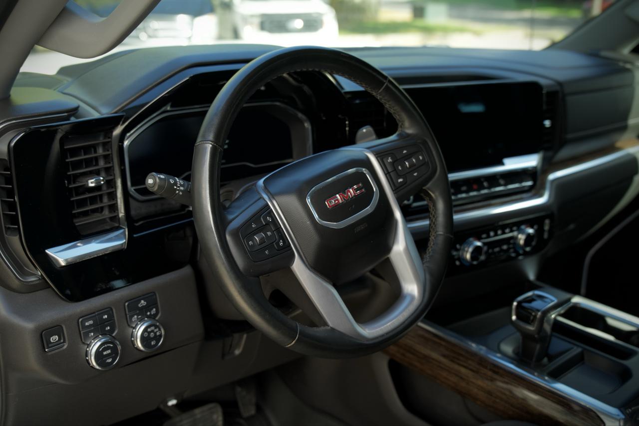 2024 GMC Sierra 1500 ELEVATION Photo