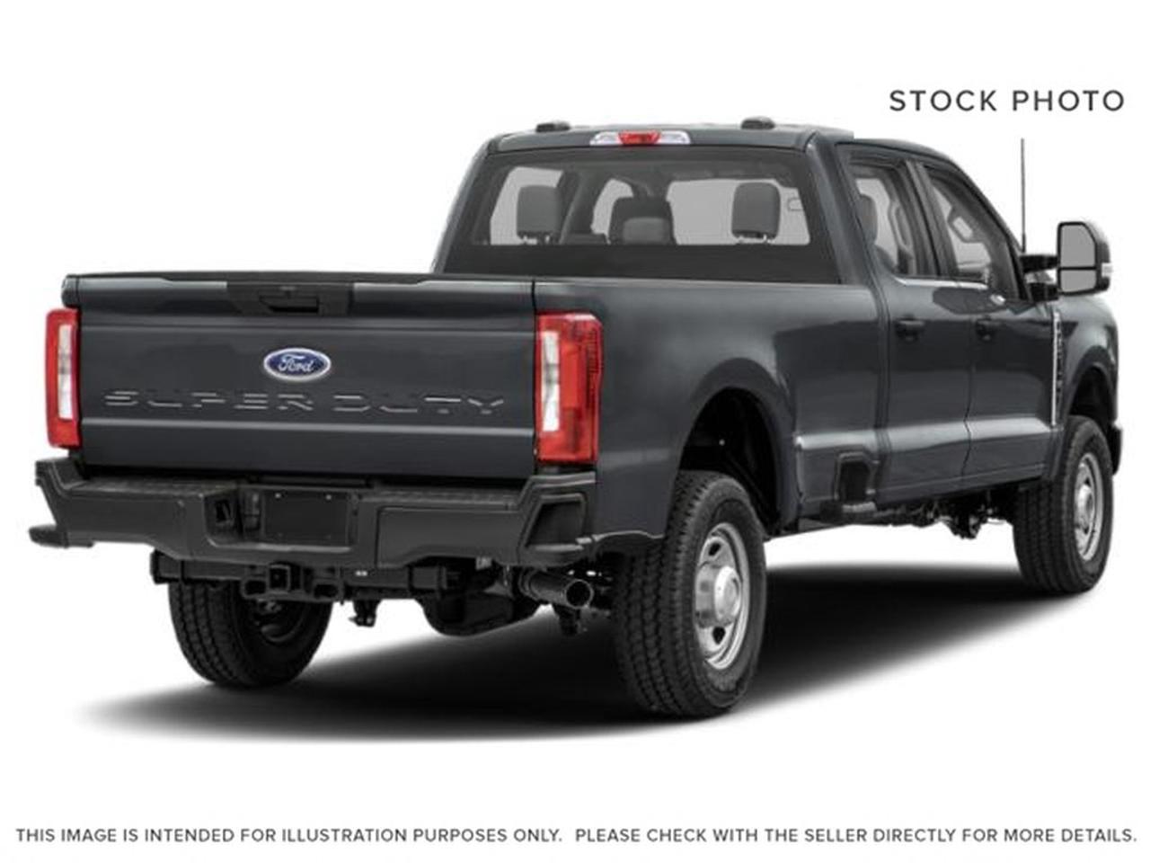 2027 Ford SuperDuty F-350® Platinum® 6.8' Box 713A Photo2