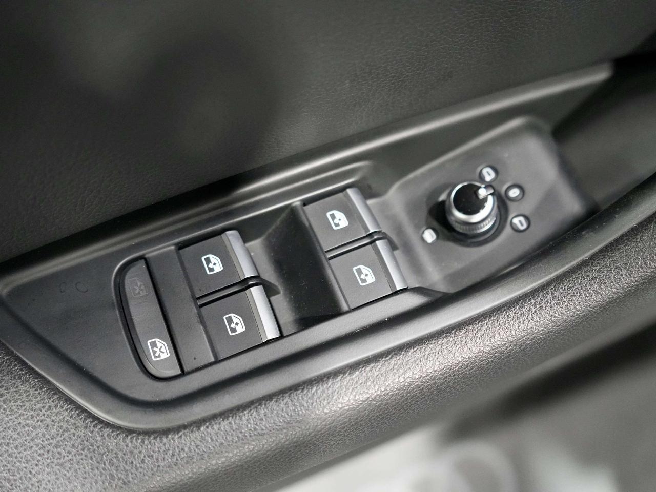 2017 Audi A4 Progressiv| 360 CAM | SUNROOF | Photo