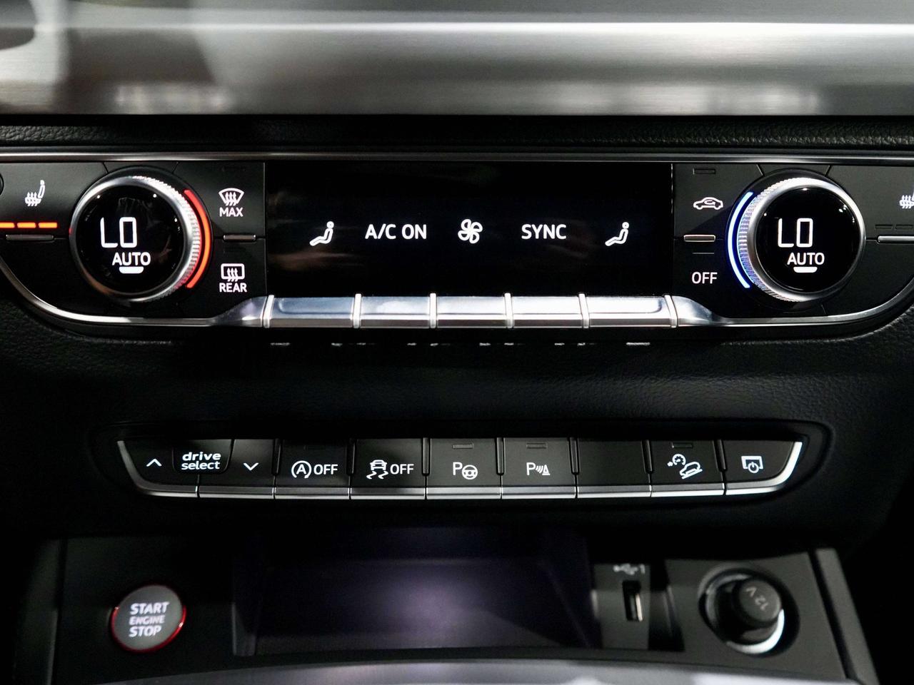 2021 Audi SQ5 Progressiv|NO ACCIDENT|PANO|DRIVER ASSIST| Photo