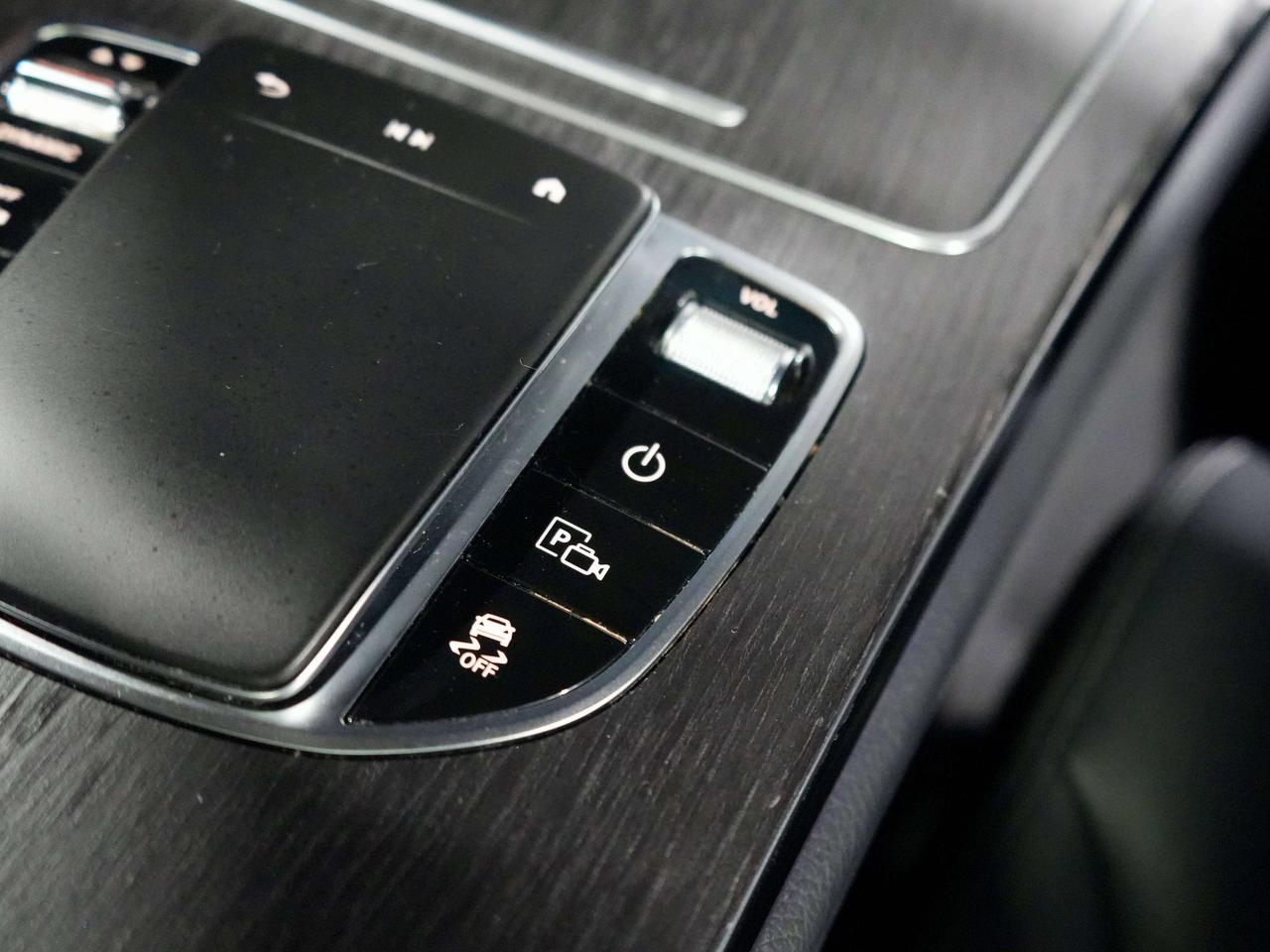 2022 Mercedes-Benz GLC SUV|360 CAM | PANO | DRIVER ASSIST Photo