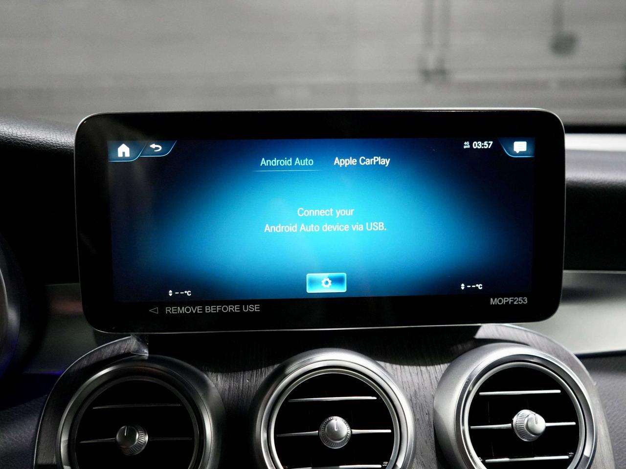 2022 Mercedes-Benz GLC SUV|360 CAM | PANO | DRIVER ASSIST Photo