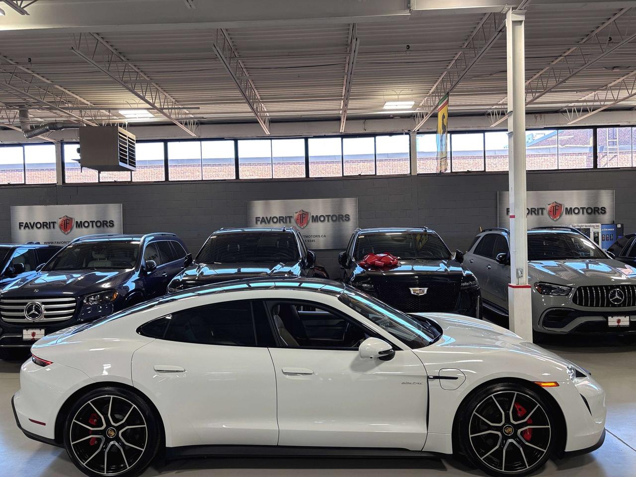 2024 Porsche Taycan 4S|OVERBOOST|PREMIUMPKG|RS-SPYDERWHEELS|BEIGESEATS Photo