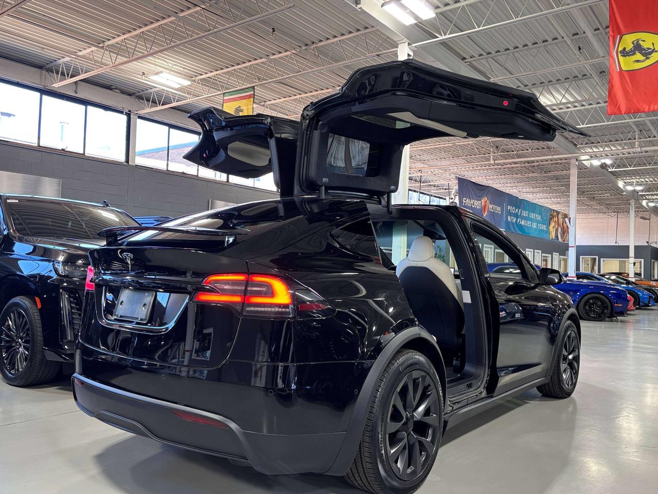 2023 Tesla Model X FULLSELFDRIVING|AWD|FALCONDOORS|WHITESEATS|INSANE| Photo