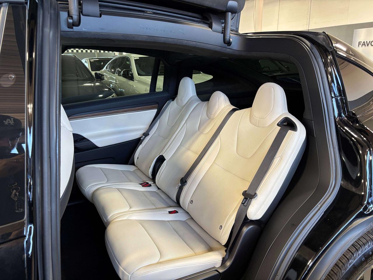 2023 Tesla Model X FULLSELFDRIVING|AWD|FALCONDOORS|WHITESEATS|INSANE| Photo