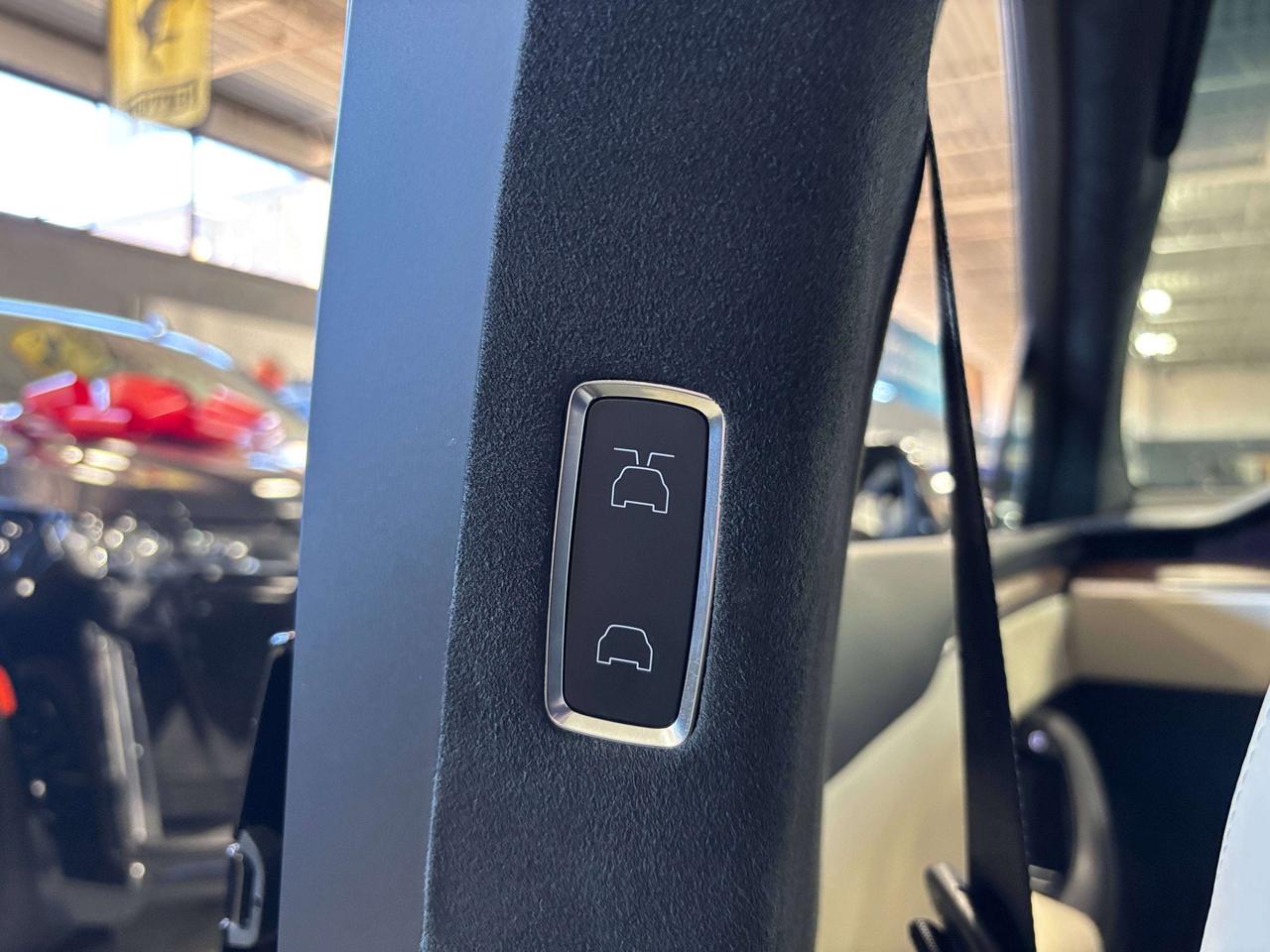 2023 Tesla Model X FULLSELFDRIVING|AWD|FALCONDOORS|WHITESEATS|INSANE| Photo
