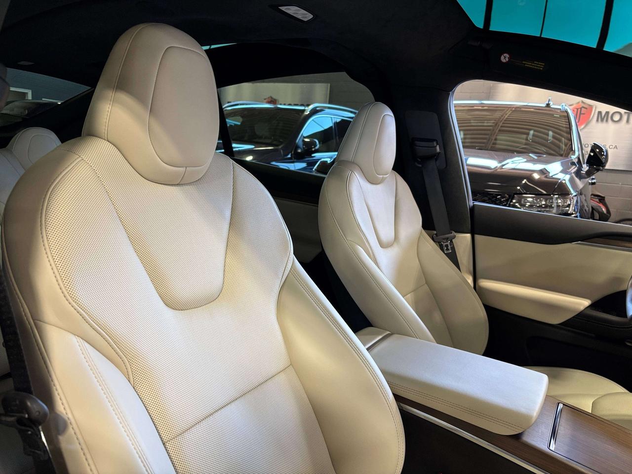 2023 Tesla Model X FULLSELFDRIVING|AWD|FALCONDOORS|WHITESEATS|INSANE| Photo