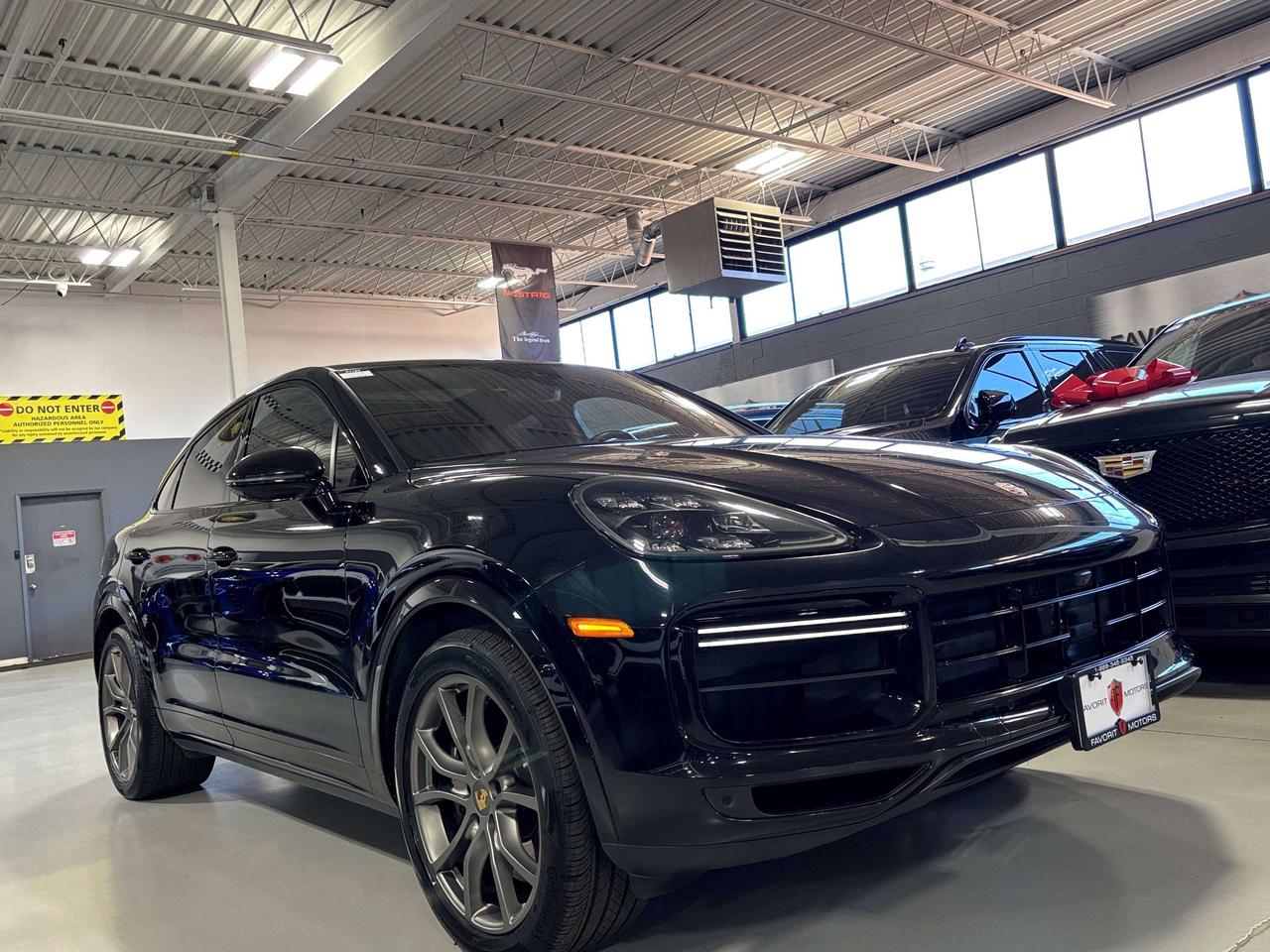 2023 Porsche Cayenne Turbo|AWD|NO LUX TAX|TRUFFLEBROWNSEATS|PREMIUMPLUS Photo5