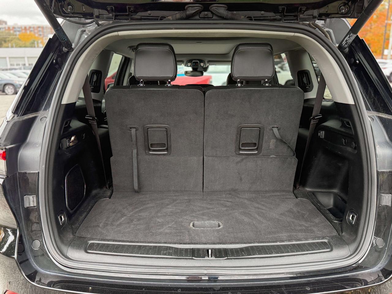 2022 Jeep Grand Cherokee Limited | NAVIGATION | BLIND SPOT | REMOTE START | Photo