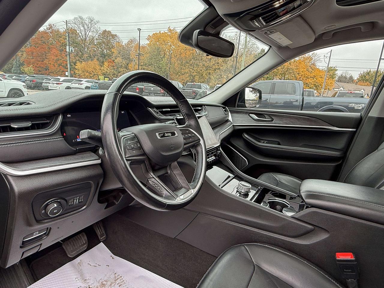 2022 Jeep Grand Cherokee Limited | NAVIGATION | BLIND SPOT | REMOTE START | Photo
