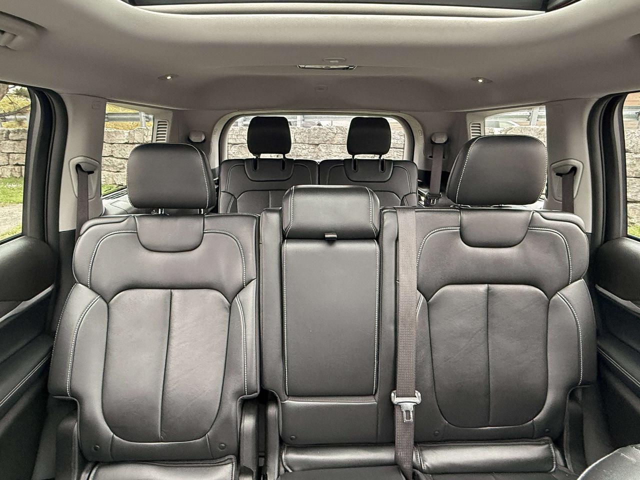 2022 Jeep Grand Cherokee Limited | NAVIGATION | BLIND SPOT | REMOTE START | Photo