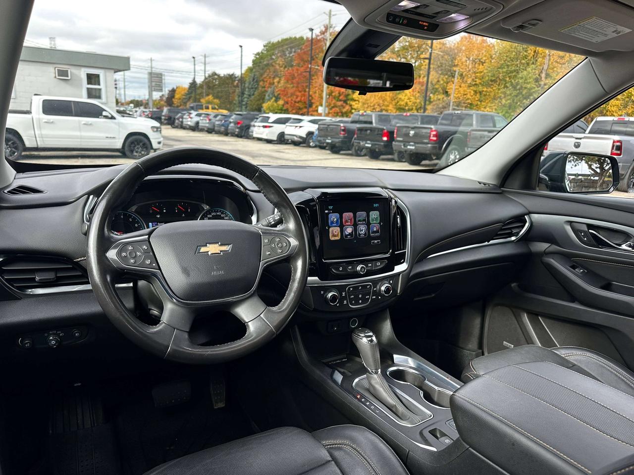 2019 Chevrolet Traverse Premier | NAVIGATION | COOLED SEATS | REMOTE START Photo
