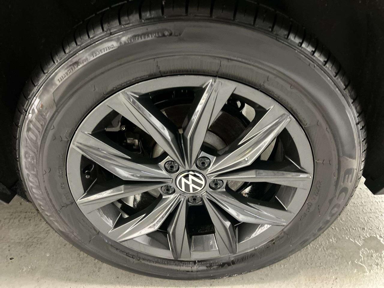 2024 Volkswagen Tiguan COMFORTLINE AWD |LEATHER | CARPLAY | REMOTE START Photo