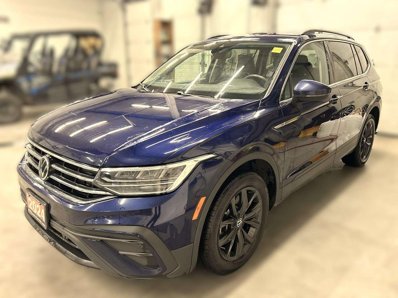 2024 Volkswagen Tiguan COMFORTLINE AWD |LEATHER | CARPLAY | REMOTE START Photo0