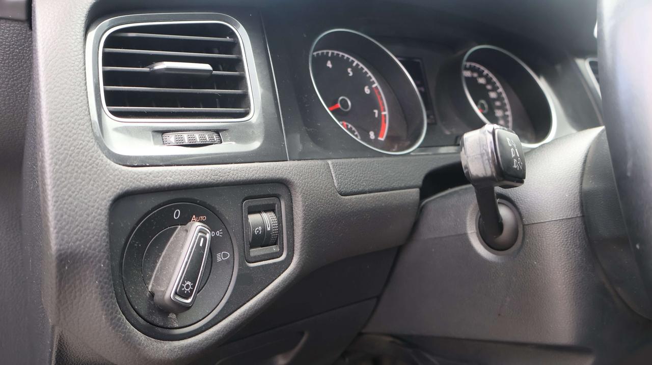 2019 Volkswagen Golf | Heated Seats | Cruise Photo
